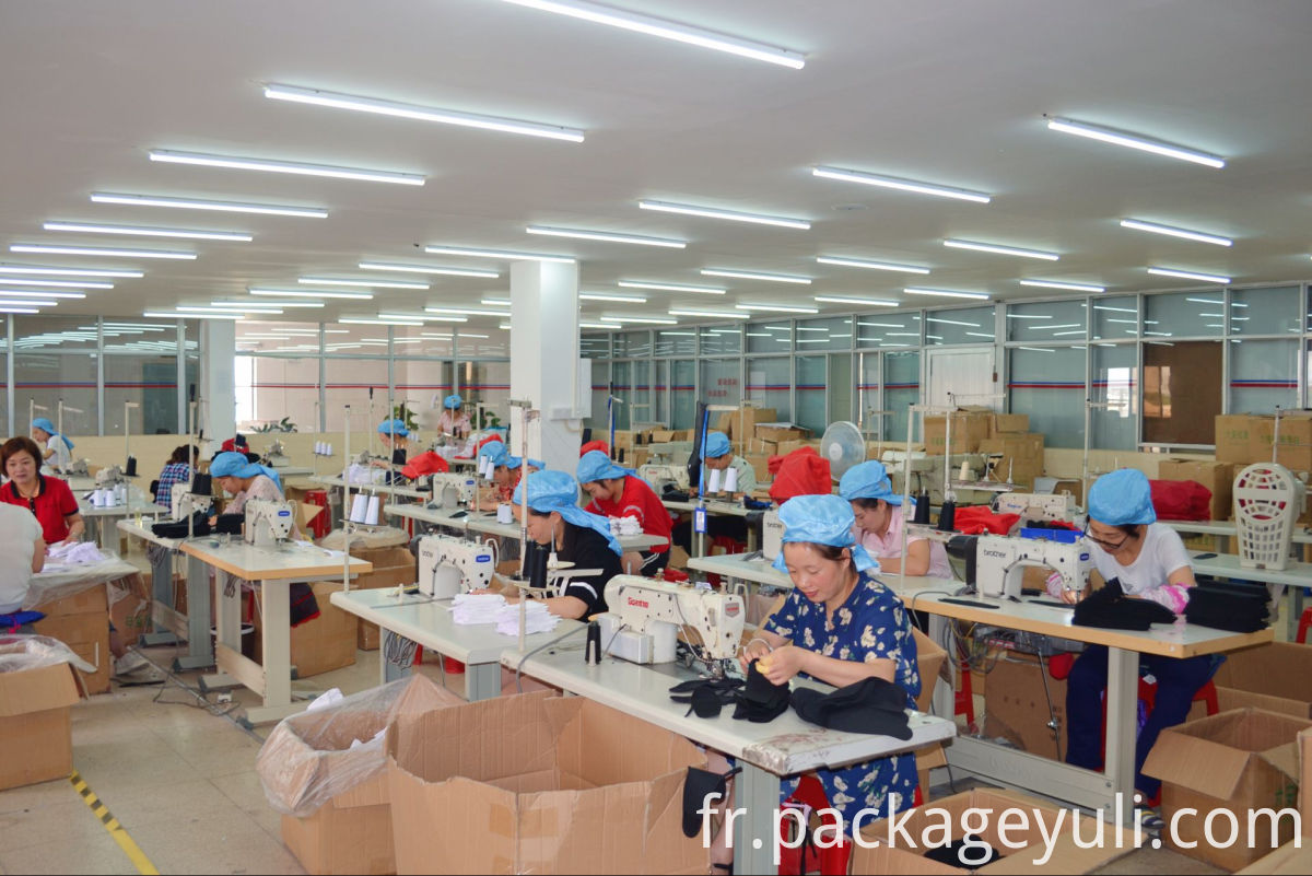 atelier de couture sewing workershop